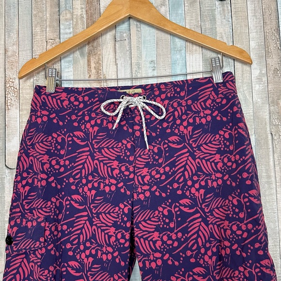 J Crew 29 Mens 9” Stretch Eco Board Shorts Swim Trunk Pink Navy Vines Print $79 - Picture 2 of 6
